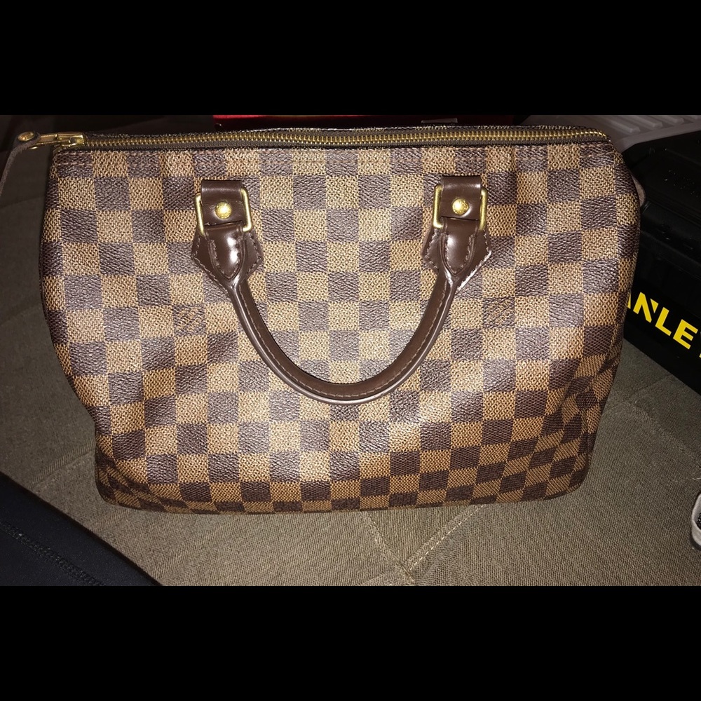 Louis Vuitton Damier Speedy 30